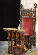 Gaud: Sitial y reclinatorio para el Panten del Palacio de Sobrellano en Comillas - Fuente Luis Gueilburt